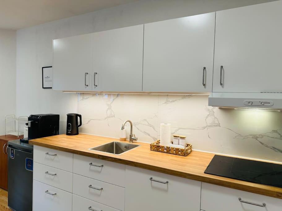 Family-Friendly Prague 5 Stay Eksteriør billede