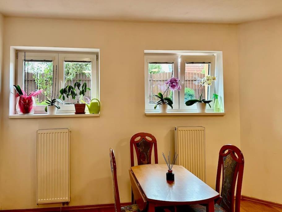 Family-Friendly Prague 5 Stay Eksteriør billede