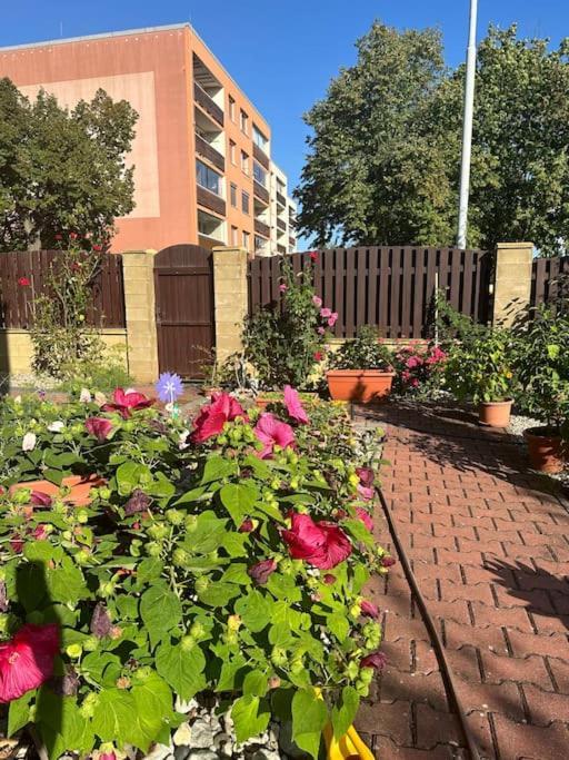 Family-Friendly Prague 5 Stay Eksteriør billede
